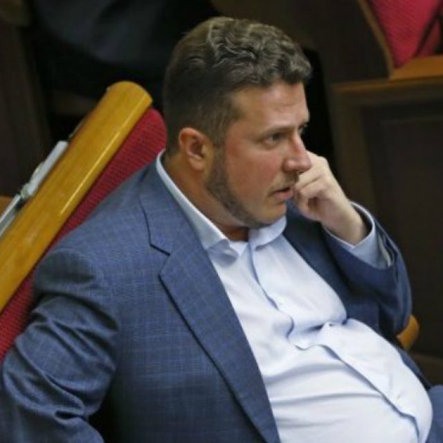 “Моя нерухомість вас не стосується”, або буденне життя політика-мільйонера з часів Тимошенко
